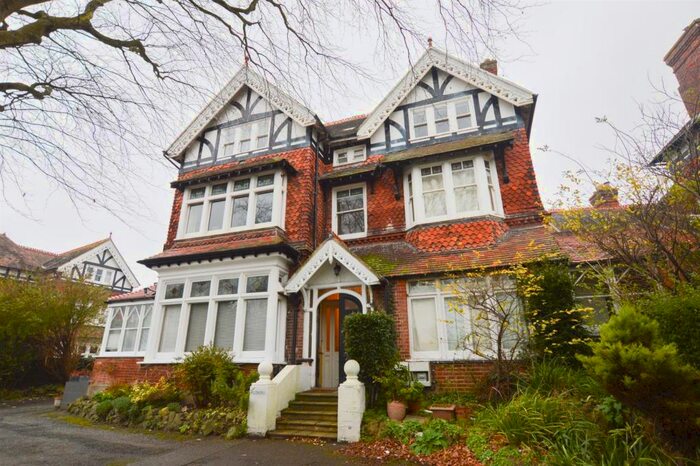 1 Bedroom Flat To Rent In Upper Avenue, Eastbourne, BN21