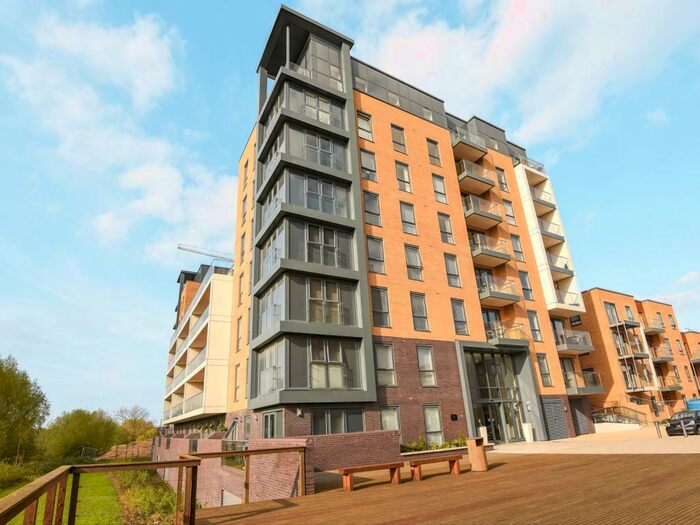 2 Bedroom Apartment To Rent In Skylark House, Drake Way, Reading, RG2