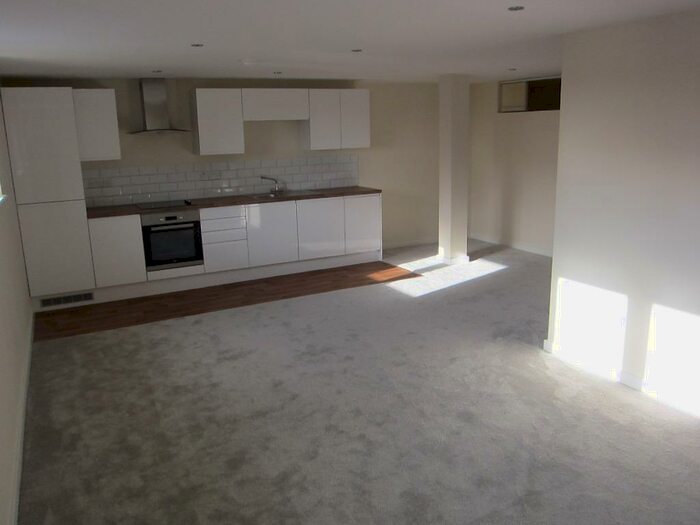 2 Bedroom Flat To Rent In Flat, Wharncliffe Road, Ilkeston, DE7