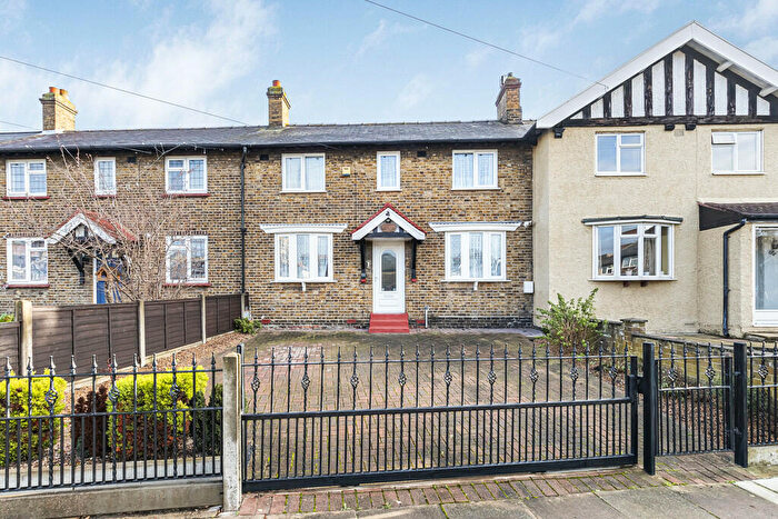 3 Bedroom Terraced House For Sale In Eltham Green Road, Eltham, SE9