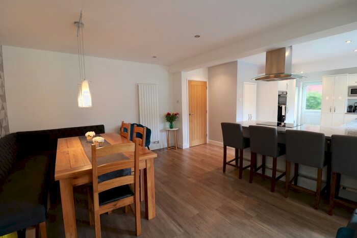 5 Bedroom Detached House For Sale In Buryfield Road, Solihull, B91