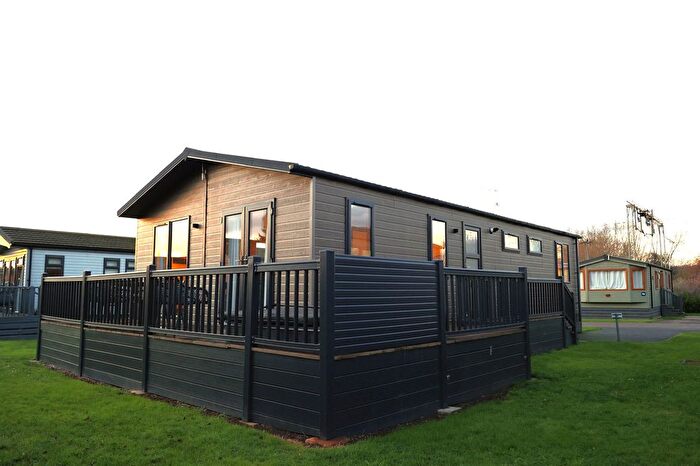3 Bedroom Lodge For Sale In Lodge Located On Roydon Marina Village, CM19