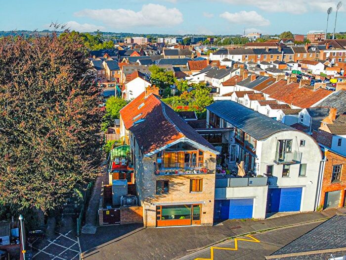 2 Bedroom Flat For Sale In Portland Place, Taunton, Somerset - No Chain!, TA1