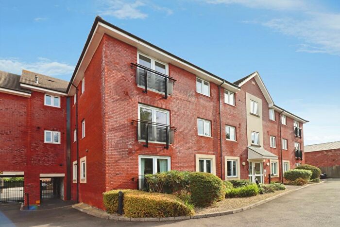 2 Bedroom Flat For Sale In Alexandra Court, Alexandra Park, Fishponds, Bristol, BS16