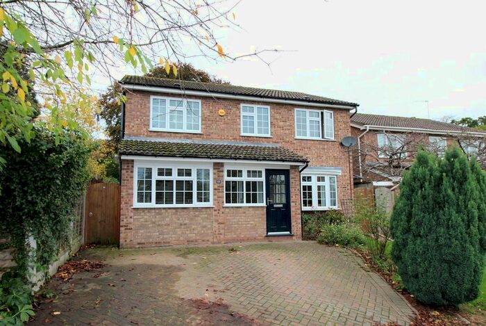 4 Bedroom Detached House To Rent In Tennyson Drive, Malvern, WR14