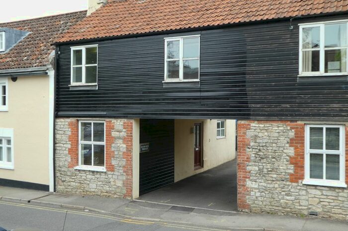 2 Bedroom Flat To Rent In Glyde Path Terrace, Dorchester, DT1