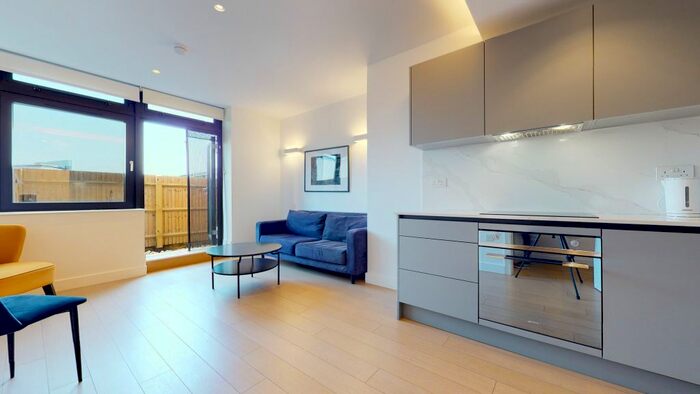 1 Bedroom Flat To Rent In New Horizons Court, Brentford, TW8