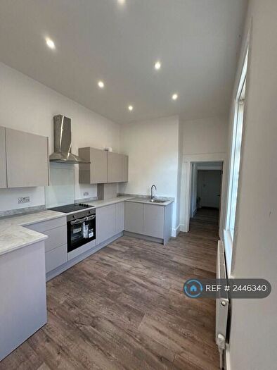 2 Bedroom Flat To Rent In Stanhope Road, South Shields, NE33