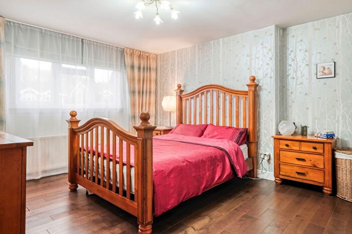 4 Bedroom Detached House For Sale In Marshfield Close, Church Hill North, Redditch, B98