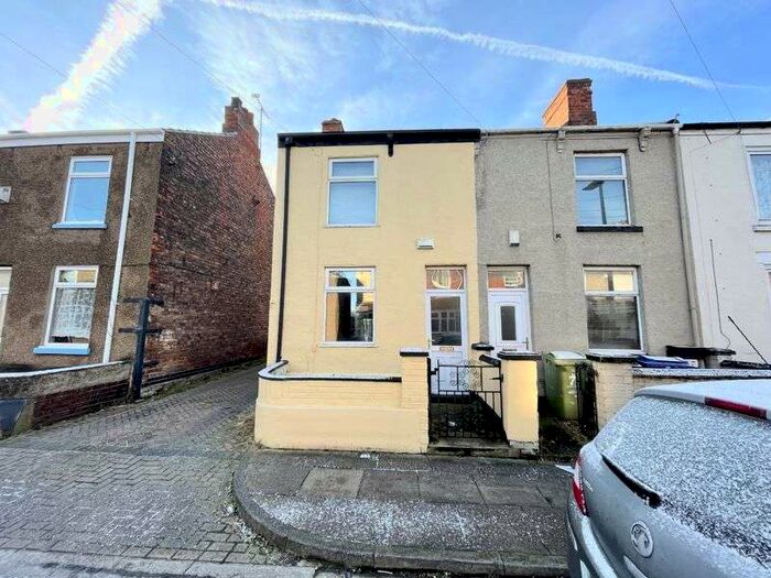 2 Bedroom Property To Rent In Tennyson Street, Grimsby, DN31