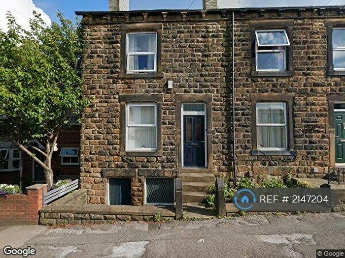 3 Bedroom Semi-Detached House To Rent In Elland Road, Morley, Leeds, LS27
