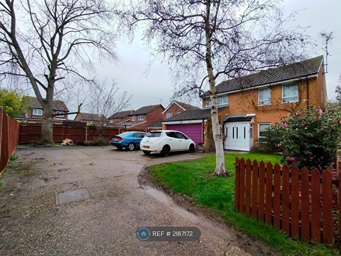 4 Bedroom Detached House To Rent In Stilton Close, Lower Earley, Reading, RG6