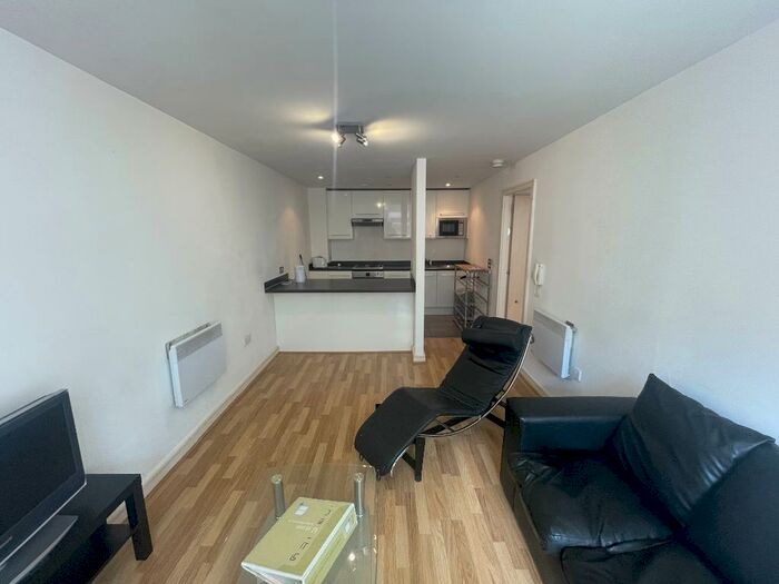 2 Bedroom Apartment To Rent In Lower Ormond Street, Manchester, Greater Manchester, M1