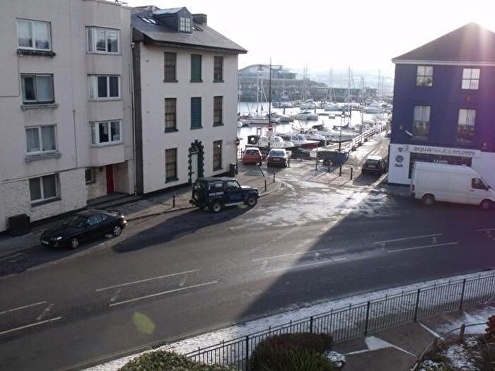 1 Bedroom Flat To Rent In Vauxhall Street, Plymouth, PL4
