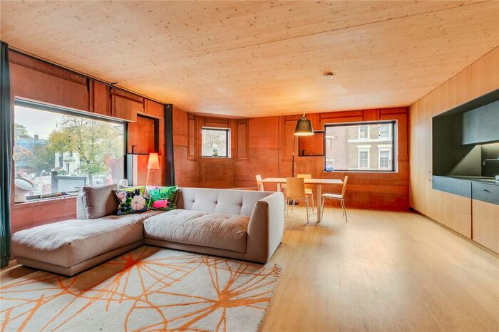 2 Bedroom Flat To Rent In Upper Street, Islington Central, N1