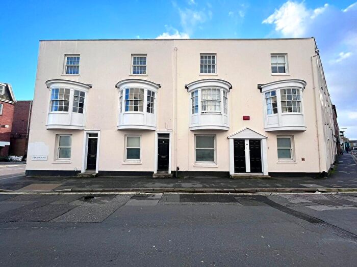 4 Bedroom Terraced House To Rent In Carlton Place, Southampton, Hampshire, SO15