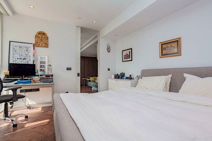 1 Bedroom Detached House To Rent In Circus Road West, London, SW11
