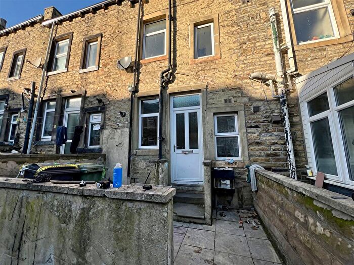 3 Bedroom Terraced House To Rent In Ethel Street, Keighley, BD20