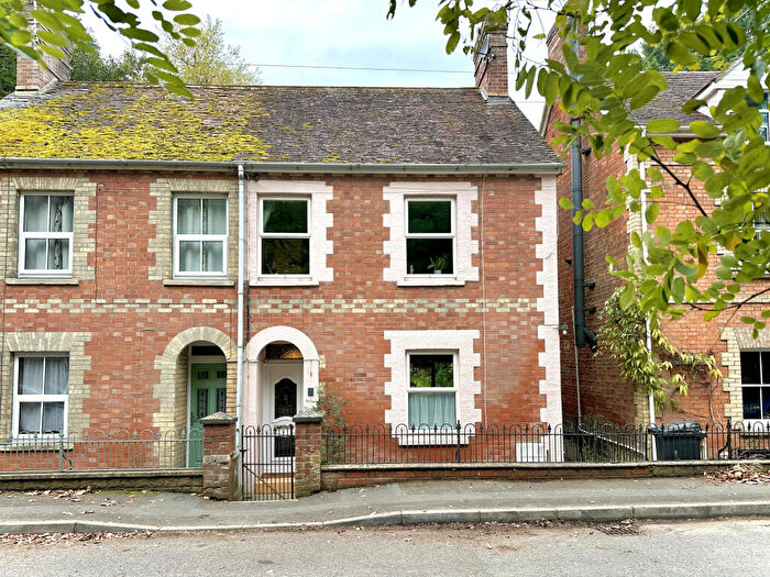 2 Bedroom Semi-Detached House For Sale In Shatterwell Villas, Wincanton, BA9