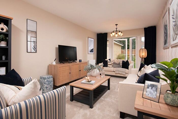 4 Bedroom Detached House For Sale In Kennettt Garden Village, Station Road Kennett, CB8