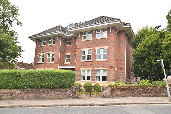 2 Bedroom Apartment For Sale In Storeton Road, Oxton, CH43