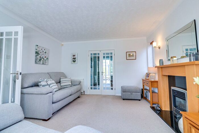 4 Bedroom Detached House For Sale In Green Lane, Cookridge, Leeds, West Yorkshire, LS16