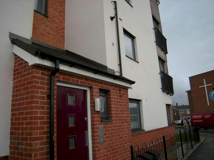 1 Bedroom Flat To Rent In Fields New Road, Chadderton, Oldham, OL9