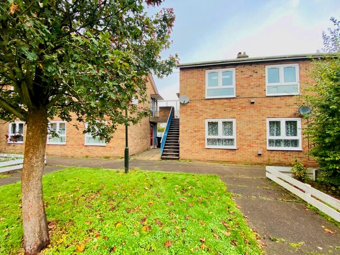 2 Bedroom Apartment To Rent In Sale Road, NR7