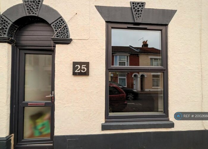 7 Bedroom Terraced House To Rent In Baileys Road, Southsea, PO5