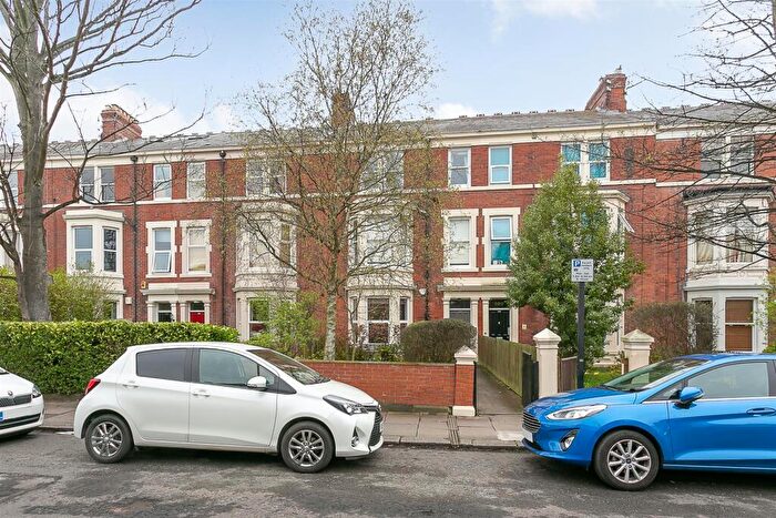 2 Bedroom Flat To Rent In St. Georges Terrace, Jesmond, Newcastle Upon Tyne, NE2