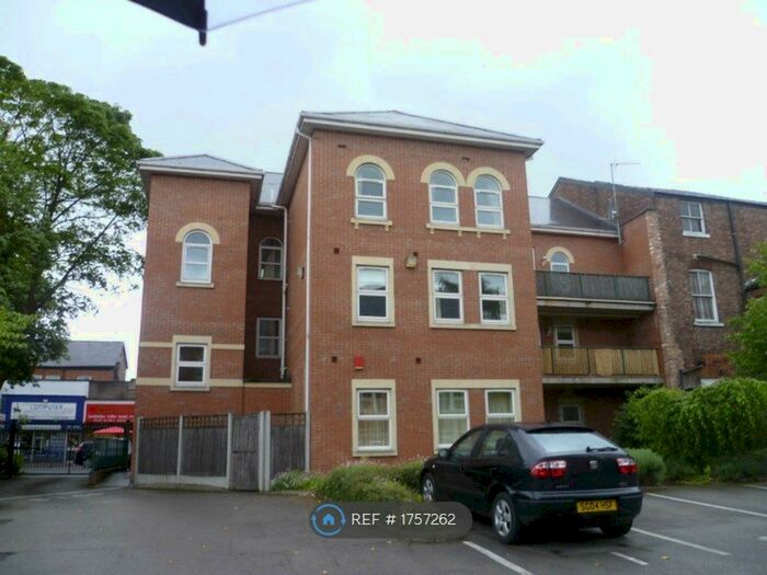 2 Bedroom Flat To Rent In Bakersfield Place, Sale, M33