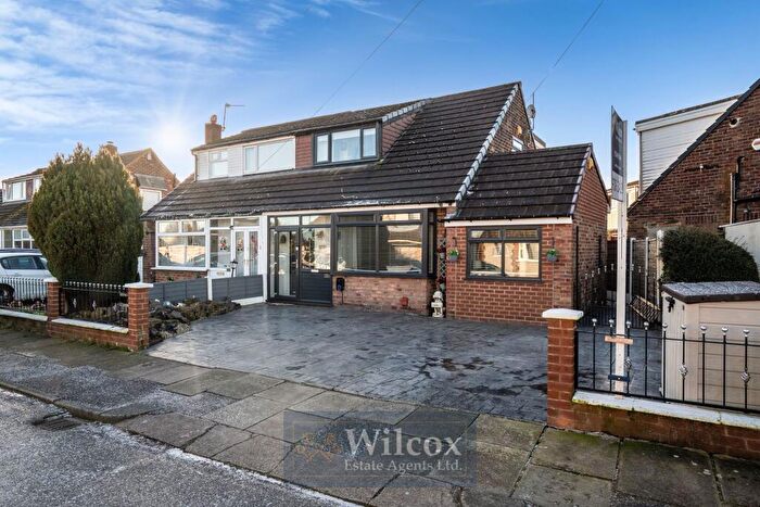3 Bedroom Semi-Detached House For Sale In Lovat Road, Bolton, BL2