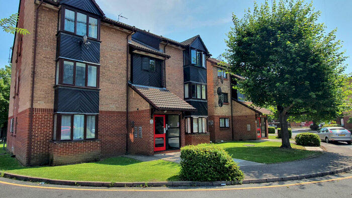 Studio To Rent In Pasteur Close, Colindale, NW9