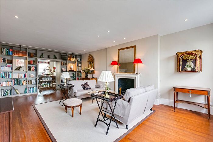 2 Bedroom Flat To Rent In Lansdowne Road, London, W11