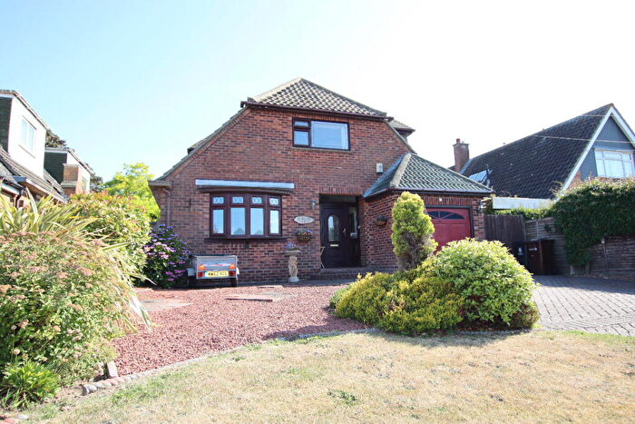 6 Bedroom Detached House For Sale In Manor Way, Holland On Sea, CO15