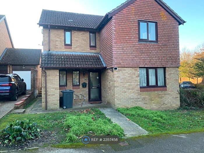 4 Bedroom Detached House To Rent In Ingleside Drive, Stevenage, SG1