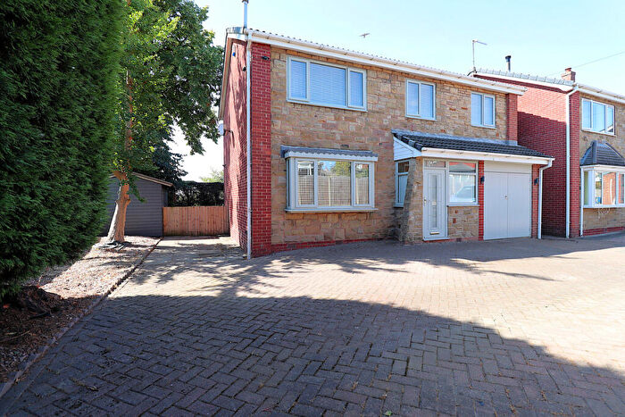 4 Bedroom Detached House For Sale In Boswell Close, Royston Barnsley, S71