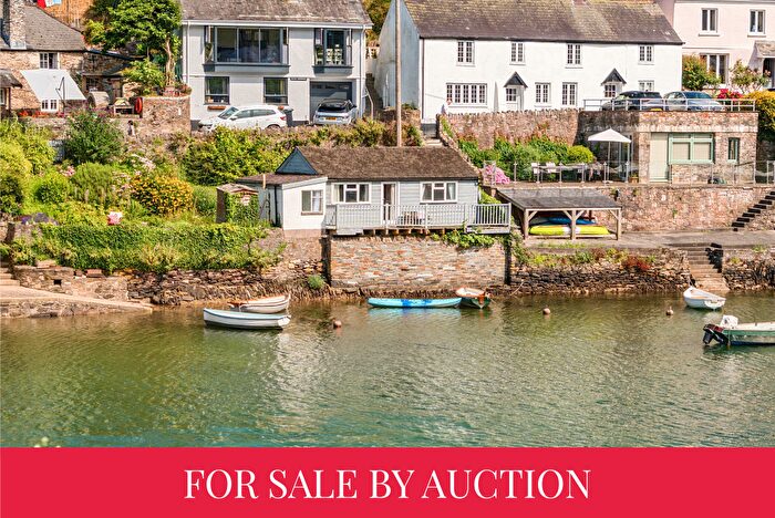 2 Bedroom Detached House For Sale In Creekside Road, Noss Mayo, PL8