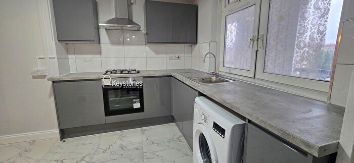 4 Bedroom Maisonette To Rent In Manchester Road, London, E14