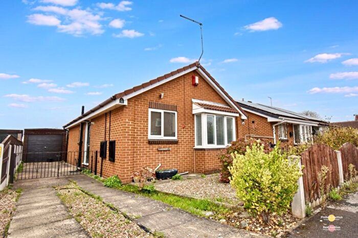 2 Bedroom Bungalow For Sale In Homestead Garth, Hatfield, Doncaster, South Yorkshire, DN7