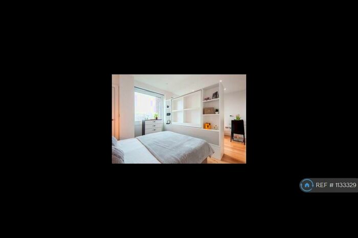 Studio To Rent In Riverdale House, London, SE13