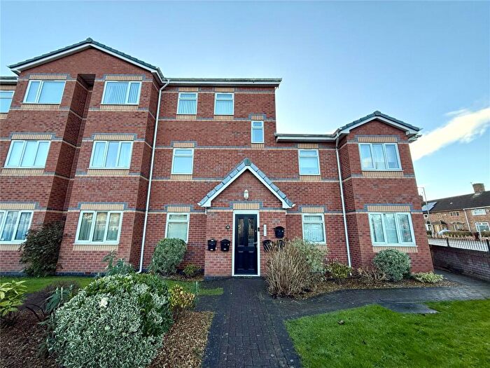 2 Bedroom Apartment For Sale In Queens Drive, Stoneycroft, Liverpool, Merseyside, L13
