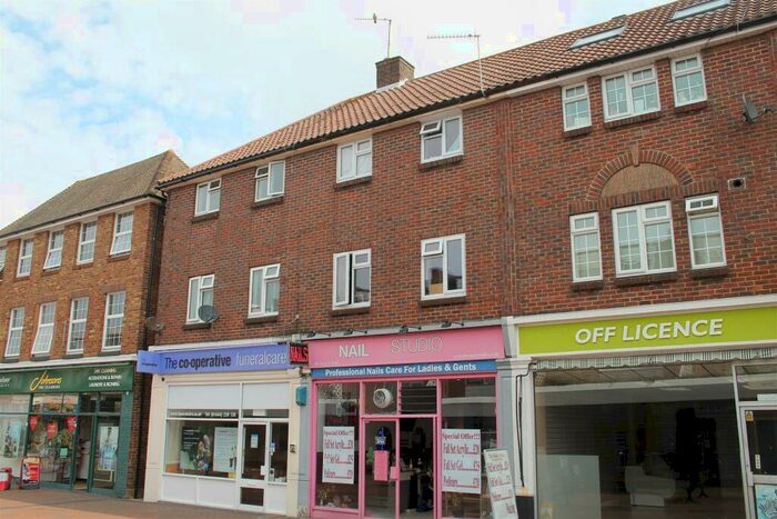 2 Bedroom Apartment To Rent In Church Walk, Burgess Hill, West Sussex, RH15