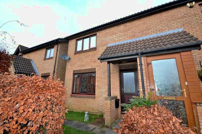 3 Bedroom Semi-Detached House To Rent In Barn Owl Close, Northampton, NN4