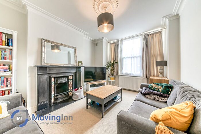 2 Bedroom Flat To Rent In Florence Road, South Wimbledon, SW19