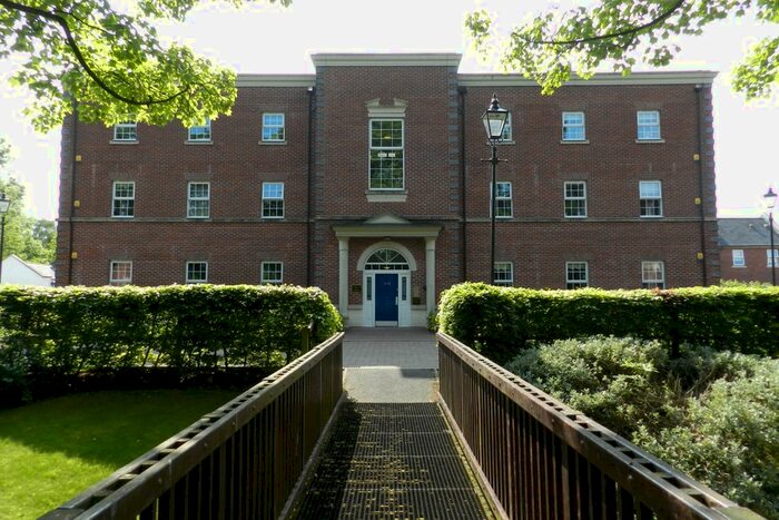 2 Bedroom Flat To Rent In Swinhoe Place, Culcheth, Warrington, Cheshire, WA3