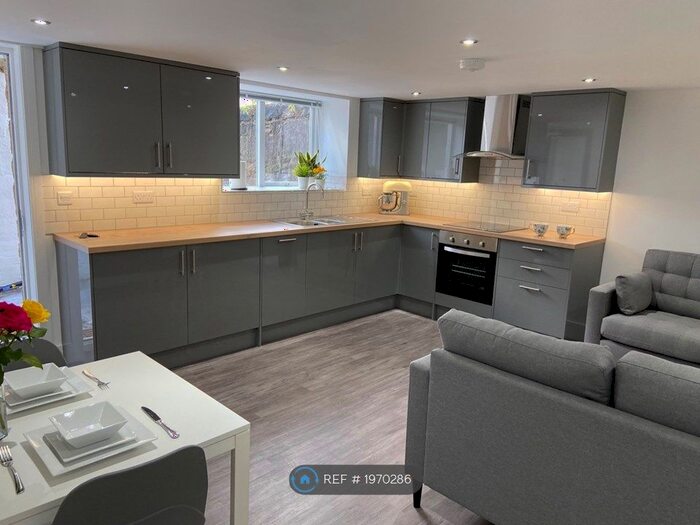 2 Bedroom Flat To Rent In Marlborough Road, Sheffield, S10