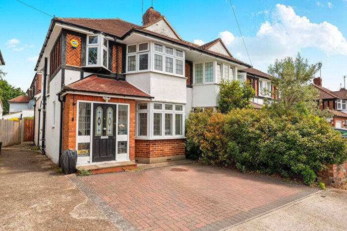 3 Bedroom Semi-Detached House For Sale In Garth Road, Kingston Upon Thames, KT2