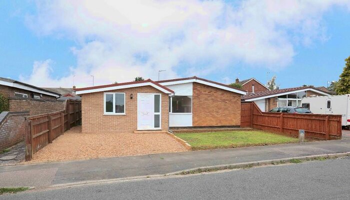 3 Bedroom Bungalow To Rent In Nene Road, Kettering, NN15