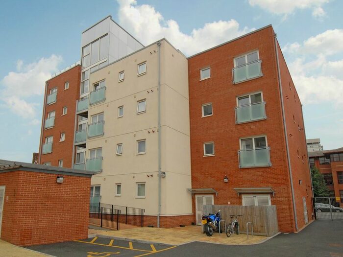 1 Bedroom Flat To Rent In Caversham Road, Reading, RG1